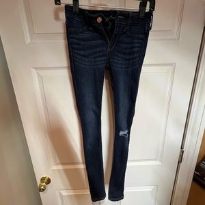 Women’s Hollister jeans 00R 23w 28L low rise jean legging